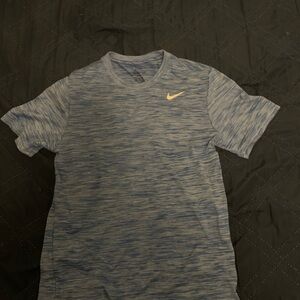 Nike Men's Heathered Blue Short Sleeve Tee